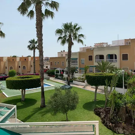 Apartamento Corinto Τορεβιέχα