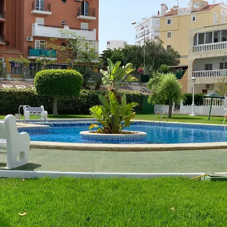 Apartamento Corinto * Τορεβιέχα